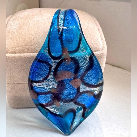 💙 Stunning Vintage Murano Italian Glass Leaf Necklace Pendant 💙 - Picture 11 of 14